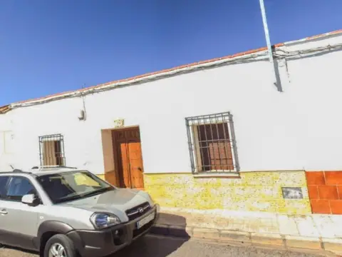 Casa en calle de María de los Ángeles, 12